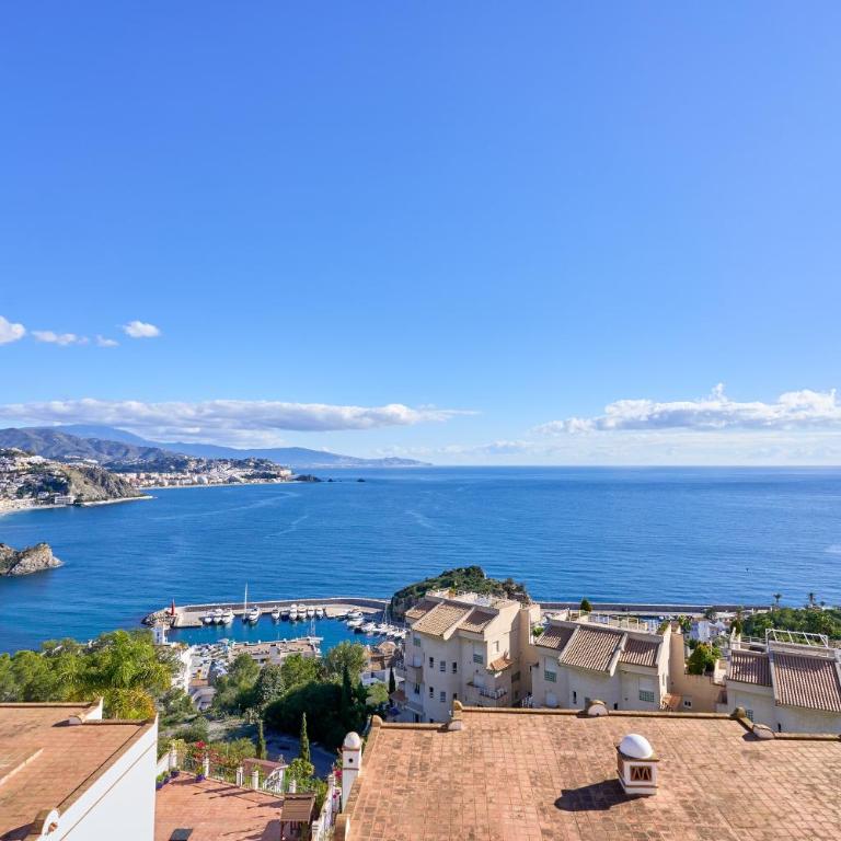 Vista al Mar - Two-Bedroom Deluxe Apartment with Ocean View - 19