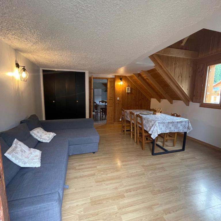 Chalet Moulinot - Appartamento Superior con 1 Camera da Letto e Balcone - 4