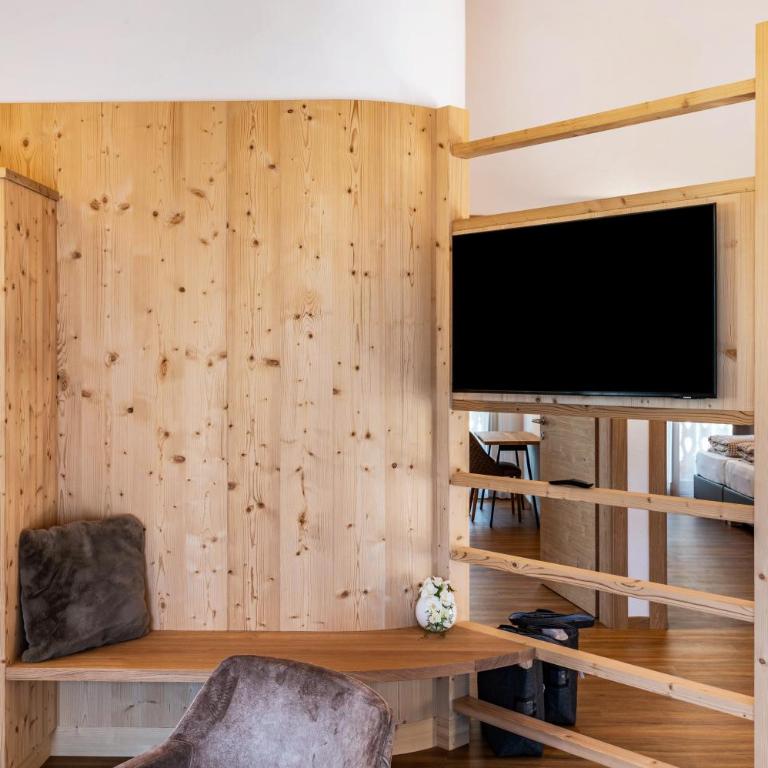 Les Ciases Chalets Dolomites Apt 3 - Appartamento Deluxe con 2 Camere da Letto e Balcone - 5