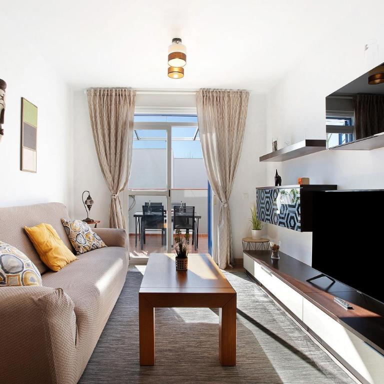 La caleta - Apartamento Superior con vistas a la ciudad - 1