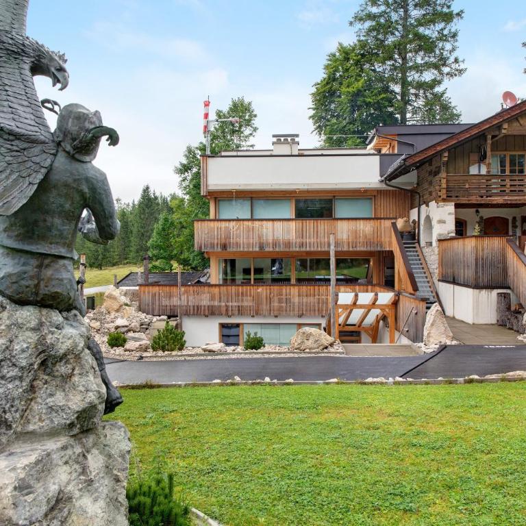 Zugspitzstudio Apartment - Deluxe-Apartment mit 2 Schlafzimmern und Gartenblick - 26