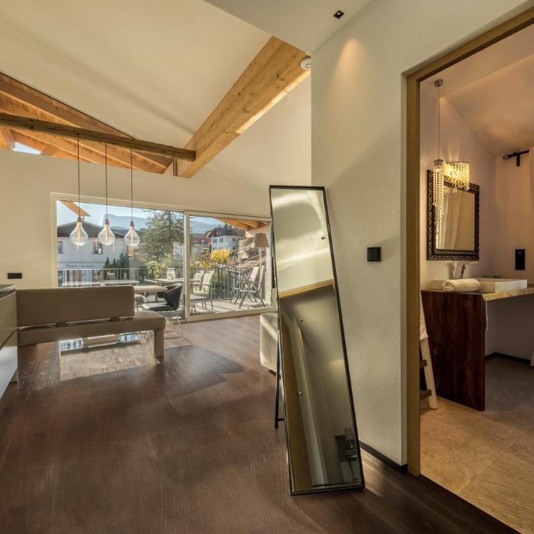 latemar - schlosserhaus 31 - Superior One-Bedroom Apartment with Balcony - 16