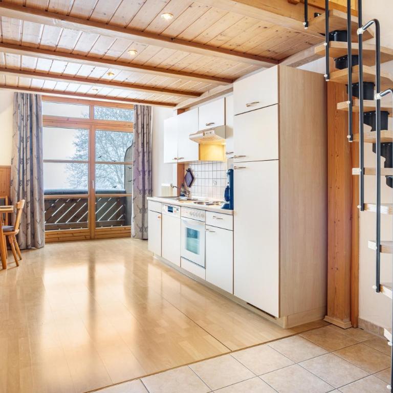 Ferienwohnungen Bergblick - Superior Apartment mit 1 Schlafzimmer und Balkon - 11
