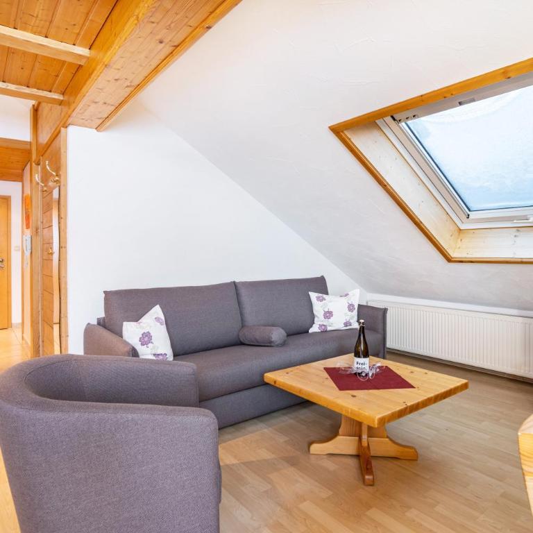 Ferienwohnungen Bergblick - Superior Apartment mit 1 Schlafzimmer und Balkon - 2
