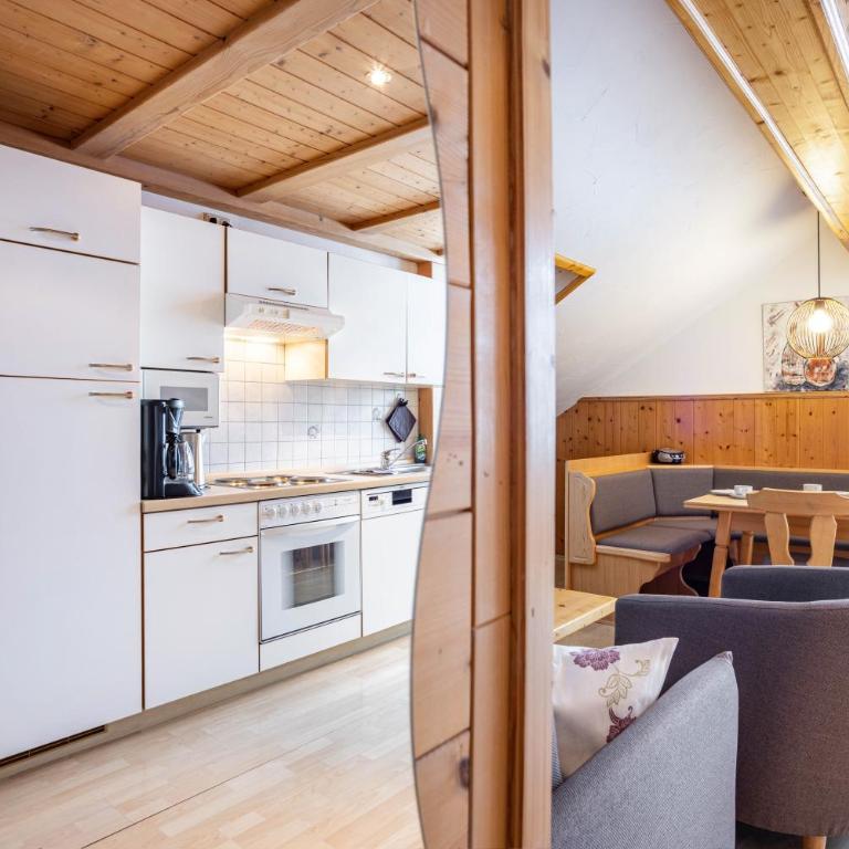 Ferienwohnungen Bergblick - Superior Apartment mit 1 Schlafzimmer und Balkon - 8