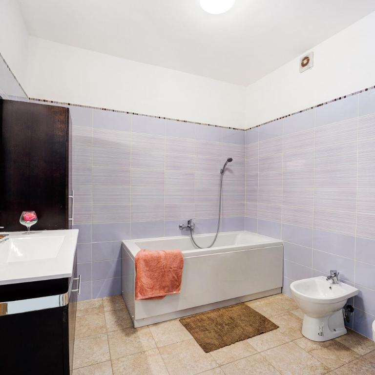 Casa Taggiasca - Villa con Vista Giardino - 24