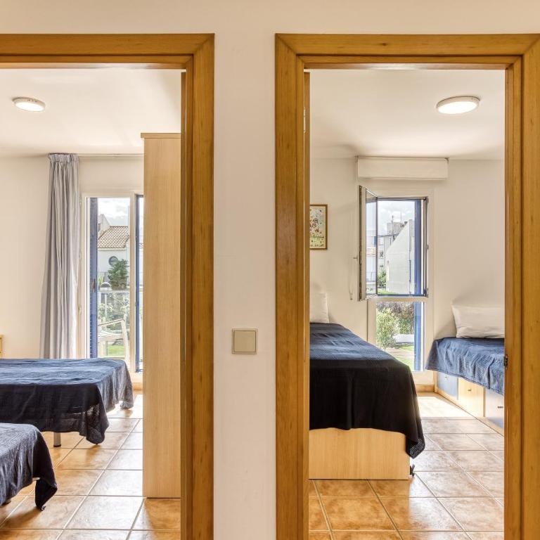 Oasis Premium Costa Brava - Three-Bedroom Premium Apartment with Balcony - 22