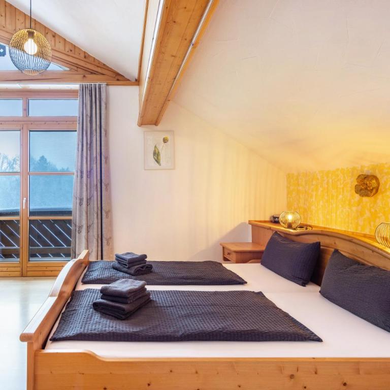 Ferienwohnungen Bergblick - Superior Apartment mit 1 Schlafzimmer und Balkon - 1