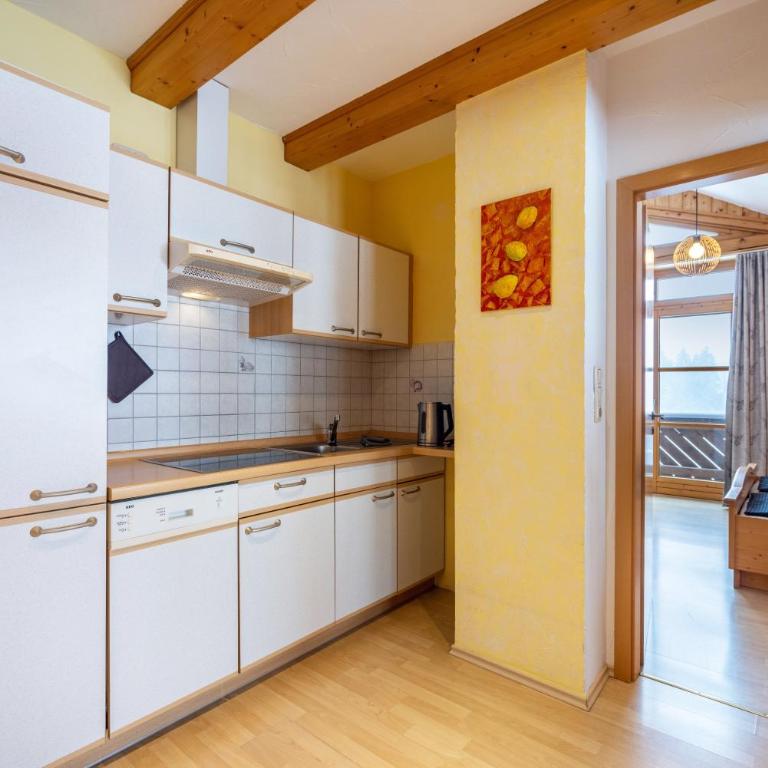Ferienwohnungen Bergblick - Superior Apartment mit 1 Schlafzimmer und Balkon - 11