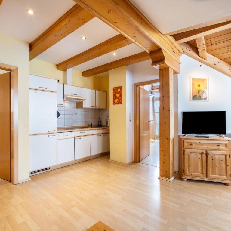 Ferienwohnungen Bergblick - Superior Apartment mit 1 Schlafzimmer und Balkon - 7