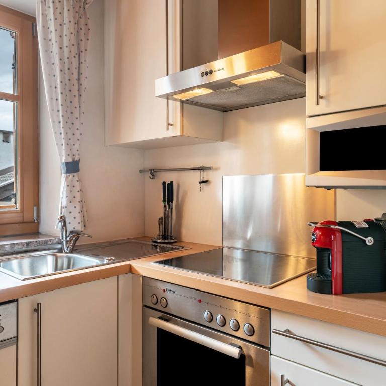 Apartment Vajolet - Appartamento Deluxe con 2 Camere da Letto e Balcone - 9
