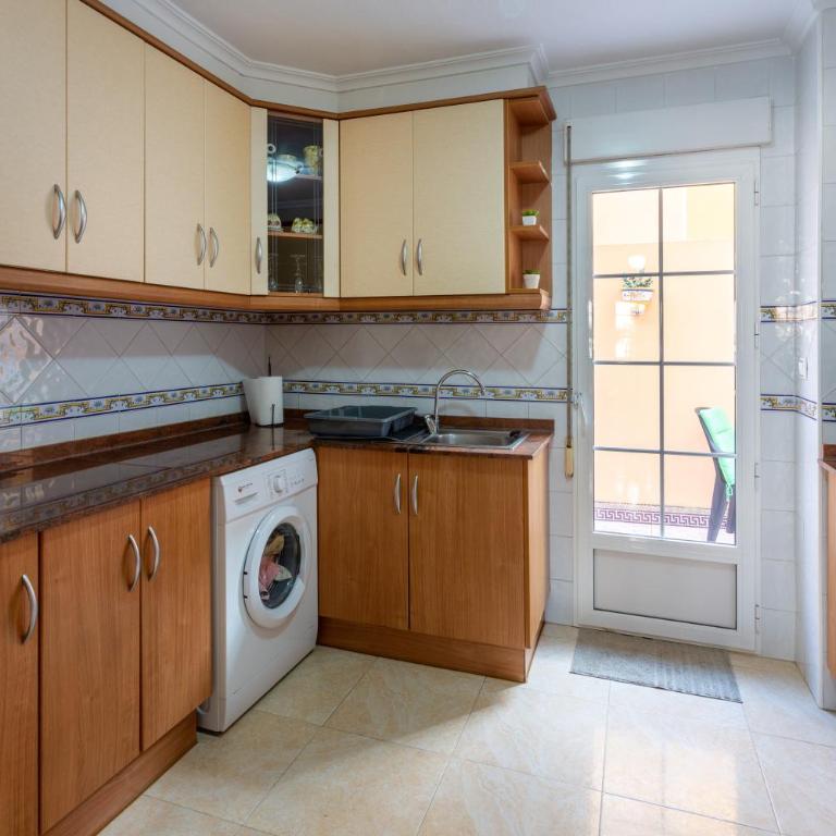 Beautiful 3 Bed Villa in Torrevieja - Casa de 3 dormitorios - 13