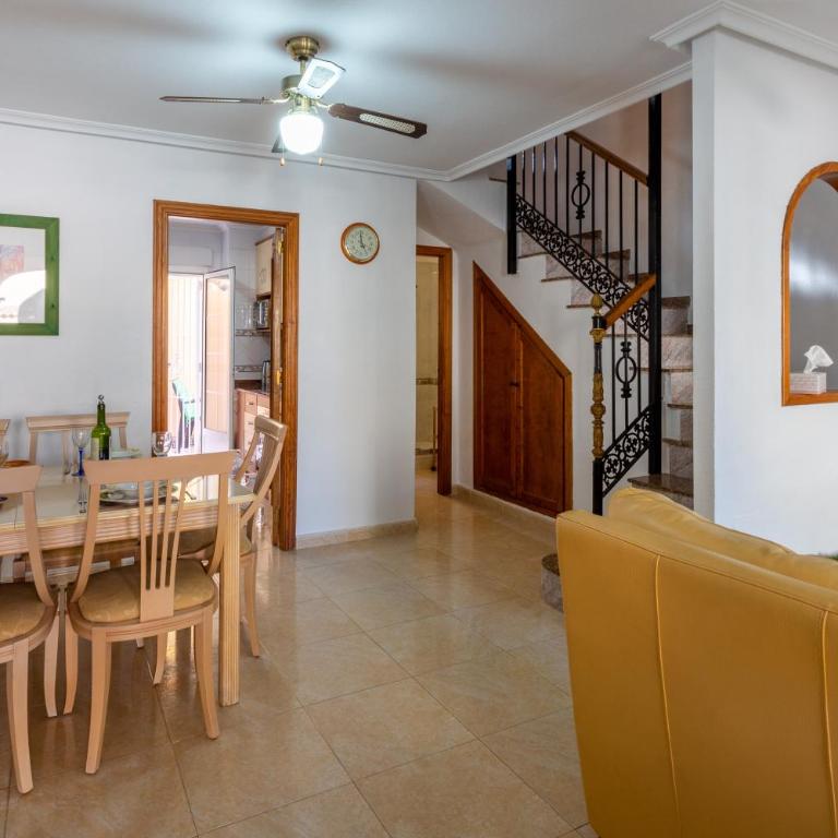 Beautiful 3 Bed Villa in Torrevieja - Casa de 3 dormitorios - 10
