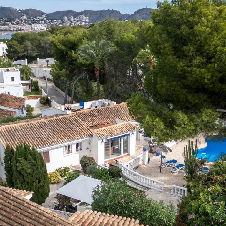 Villa Catalina by Abahana Villas - Villa - 2