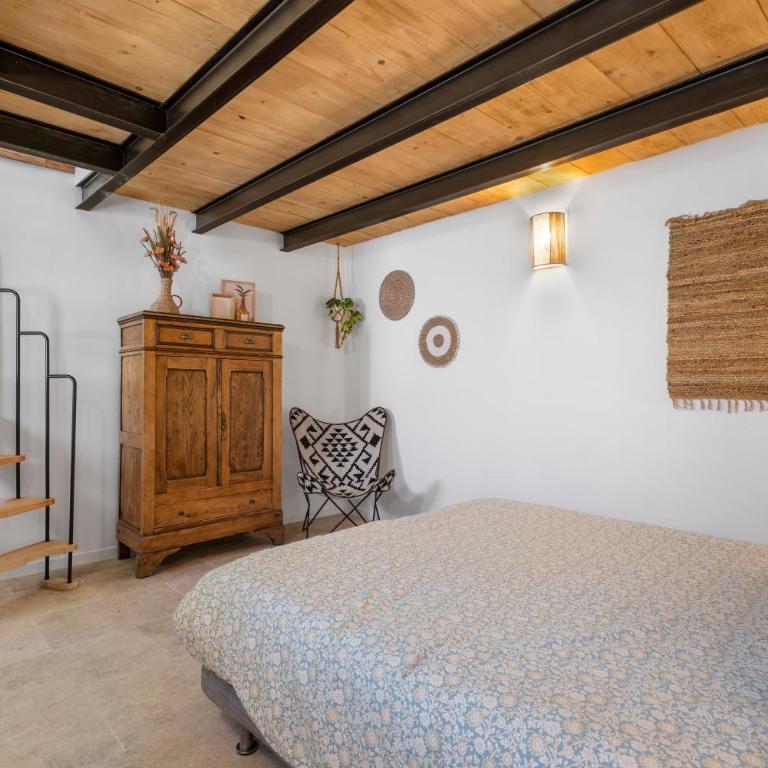Joli gîte dans les collines - Maison 2 Chambres - 11