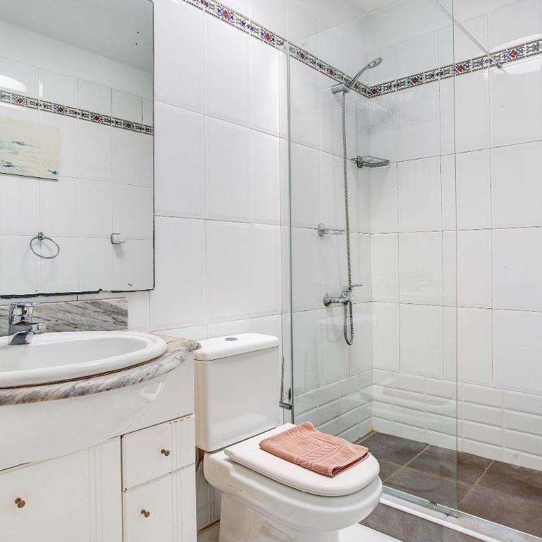 Puerto Chico R - Apartamento Deluxe de 2 dormitorios con vistas al mar - 17