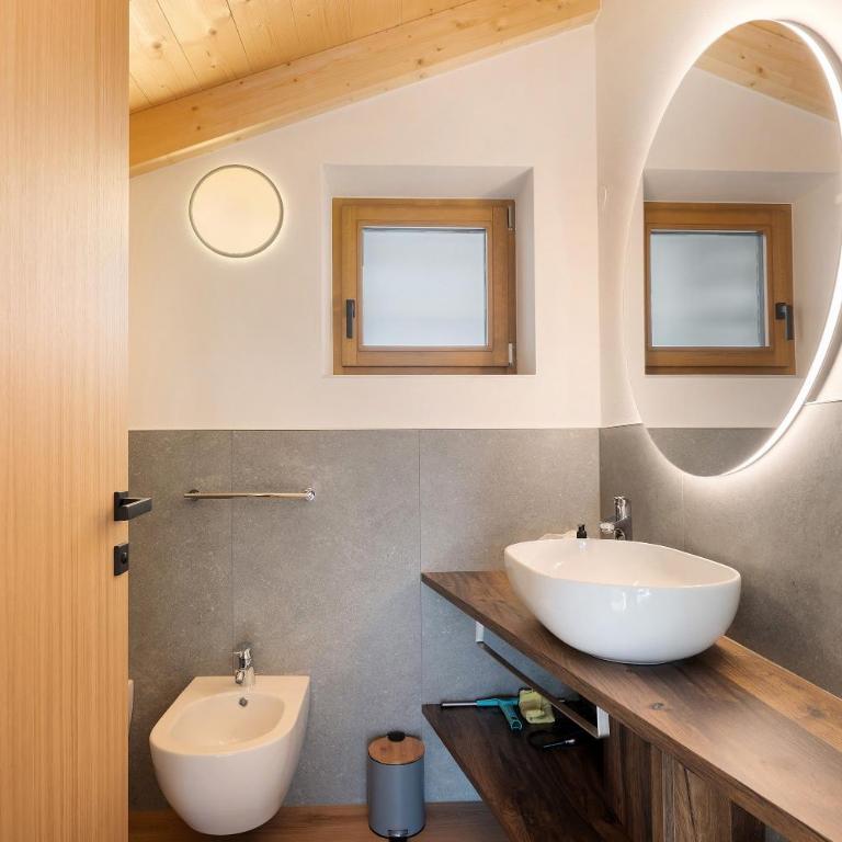 Villa Helena - Panorama Dolomiti - Appartamento Premium con 3 Camere da Letto e Balcone - 27