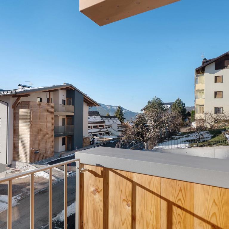 Villa Helena - Panorama Dolomiti - Appartamento Premium con 3 Camere da Letto e Balcone - 19