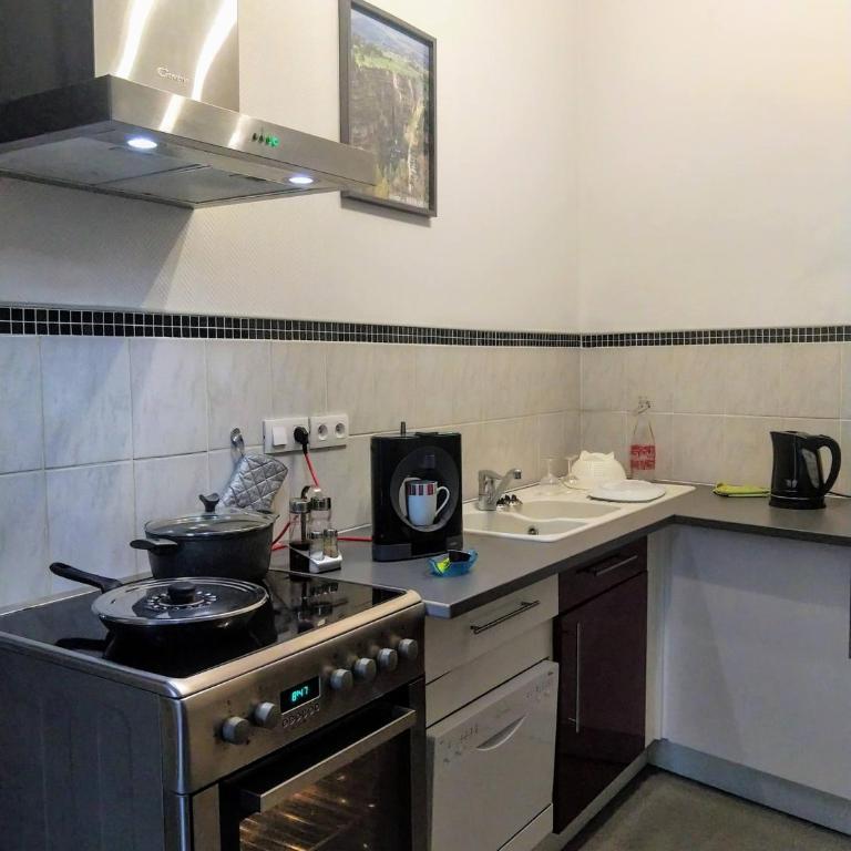L'appart Millau Centre-Ville - Gite - Appartement avec Douche - 27
