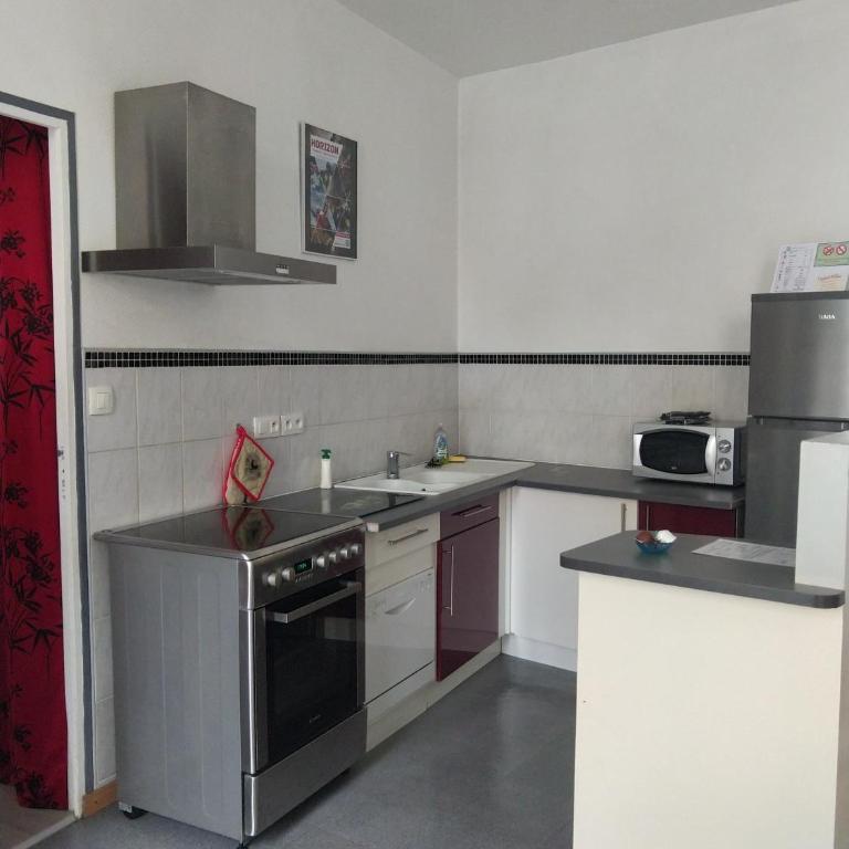 L'appart Millau Centre-Ville - Gite - Appartement avec Douche - 37