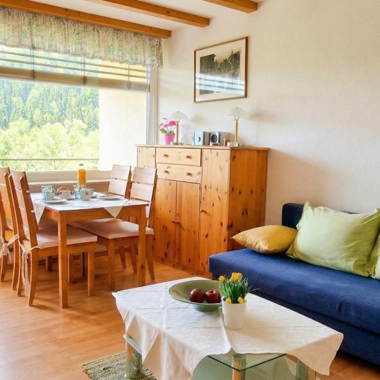 ROBERTO Haus KMB Seeappartement am Ossiacher See, Hallenbad, Skiarena Gerlitzen - Apartment mit 2 Schlafzimmern und Balkon - 2