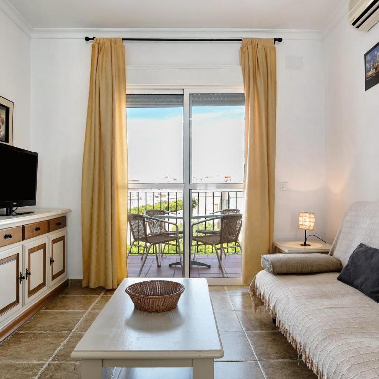 Alboran 208 - Apartamento Deluxe de 2 dormitorios con vistas al jardín - 3