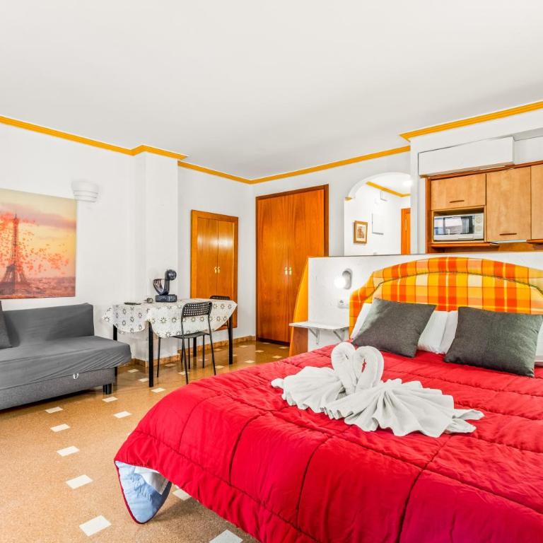 Unique hotel apartment 1-2 - Habitación Triple con ducha - 8