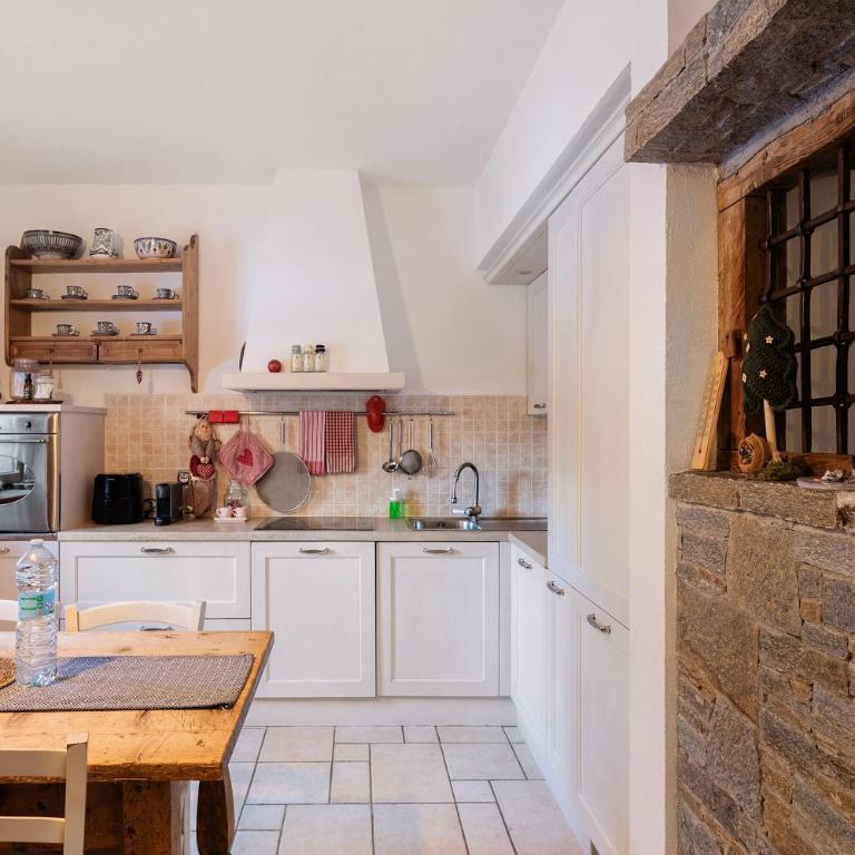 Chalet Royal - Three-Bedroom Chalet - 6