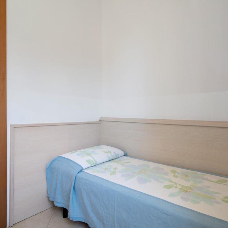 Residence International - Appartamento Deluxe con 2 Camere da Letto e Balcone - 22