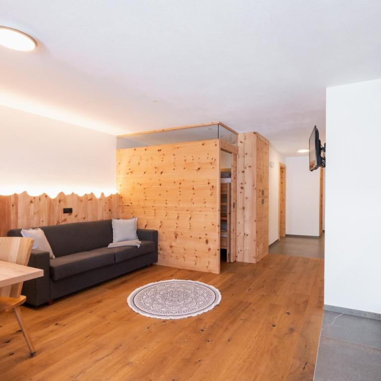 Huberhof Gais - Appartamento Deluxe con 2 Camere da Letto e Vista Giardino - 9