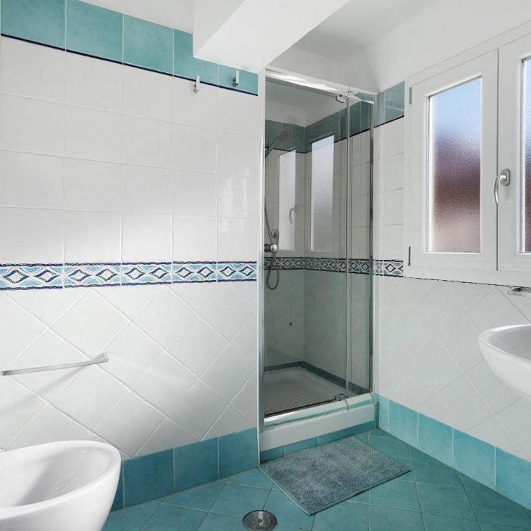 Divina Salerno Centro - Appartamento Premium con 3 Camere da Letto e Balcone - 13