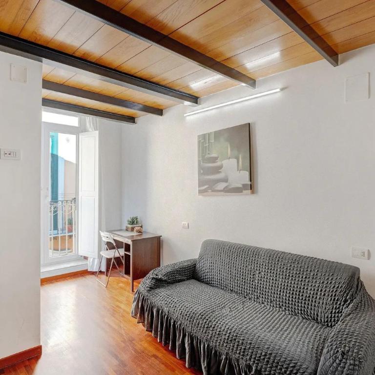 Divina Salerno Centro - Appartamento Premium con 3 Camere da Letto e Balcone - 27