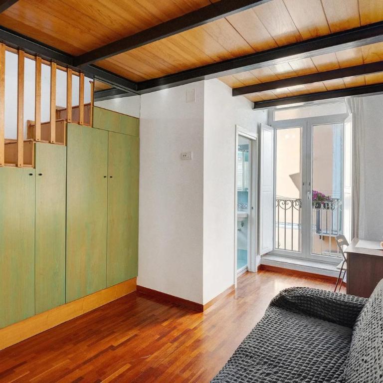 Divina Salerno Centro - Appartamento Premium con 3 Camere da Letto e Balcone - 28