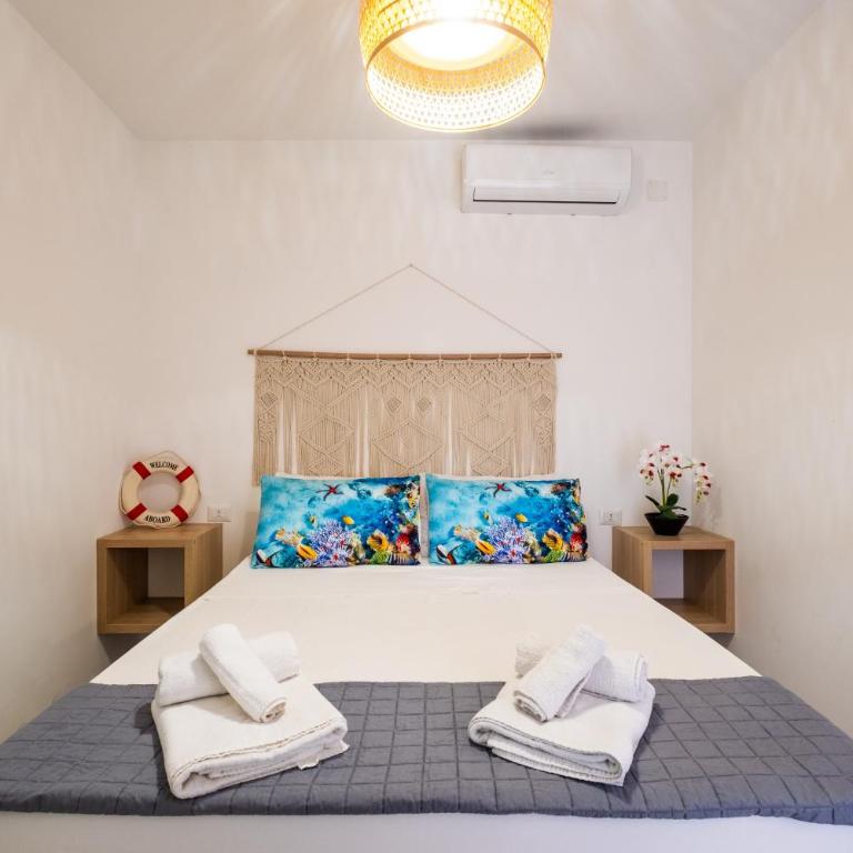 Golden Bay Lux House - Vacation Home - 9