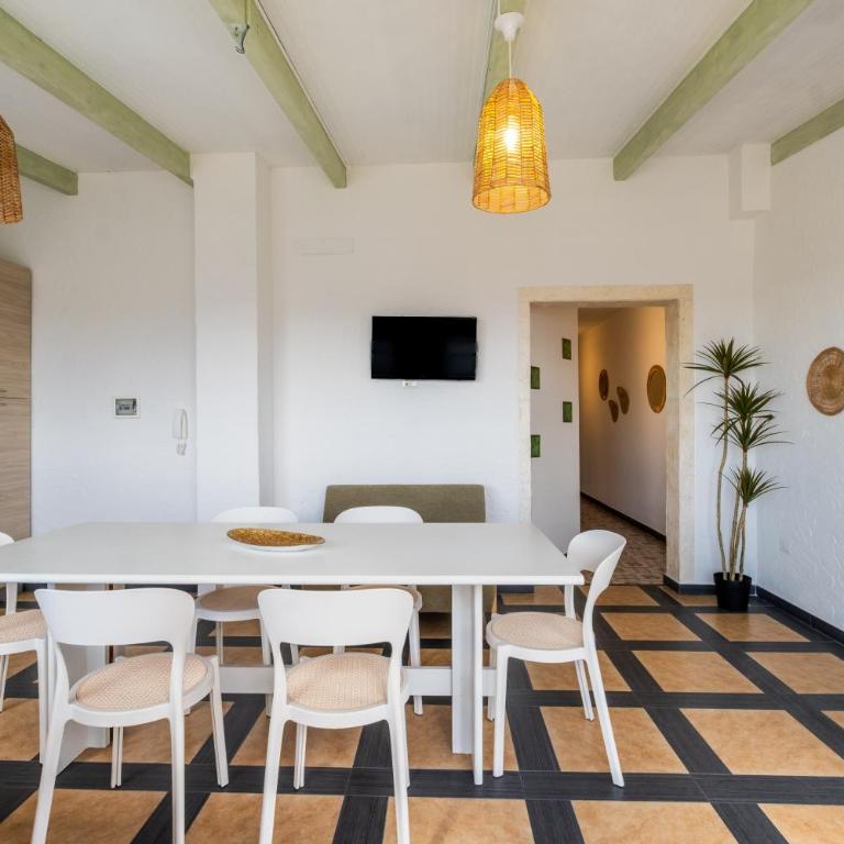 Golden Bay Lux House - Vacation Home - 7