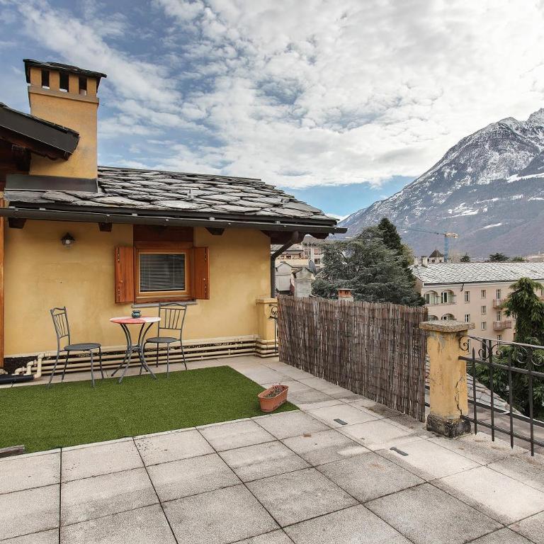 La Mansardina - Aosta - Appartamento Superior con Vista Città - 2