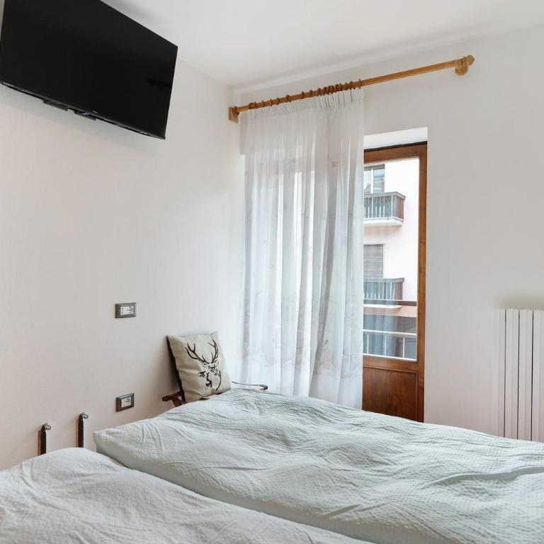 Bnb and Breakfast Pellizzano - Vierbettzimmer mit Dusche - 11