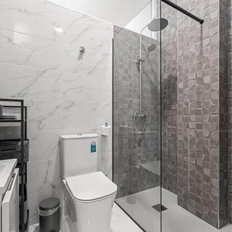 Vima Lofts - Habitación Triple con ducha - 11