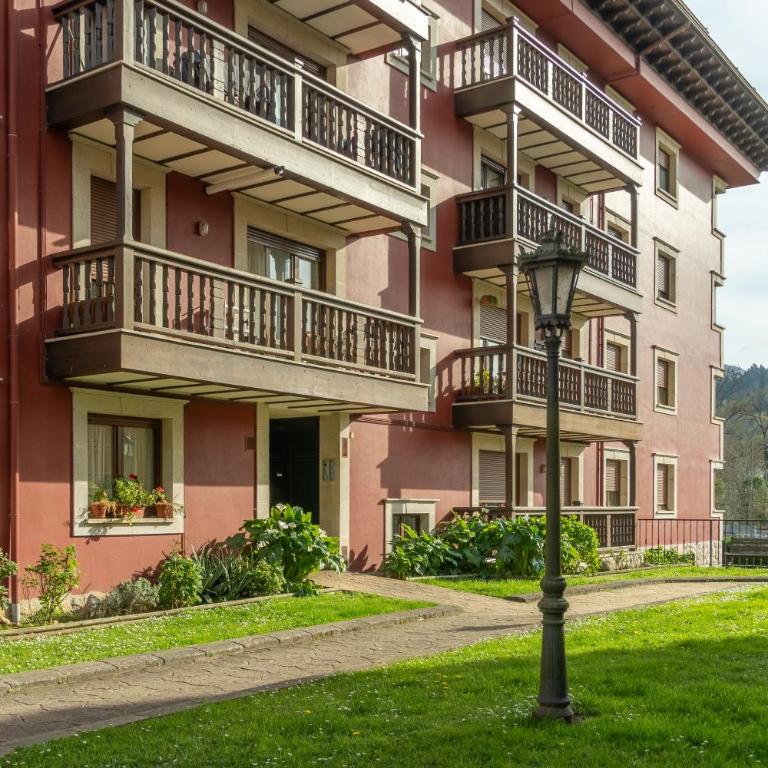 'Salmosalar' Cangas de Onís - Apartamento Deluxe de 2 dormitorios con vistas al jardín - 22