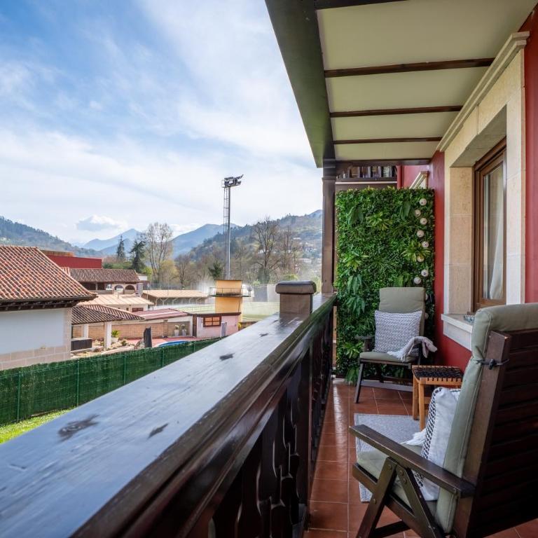 'Salmosalar' Cangas de Onís - Apartamento Deluxe de 2 dormitorios con vistas al jardín - 1