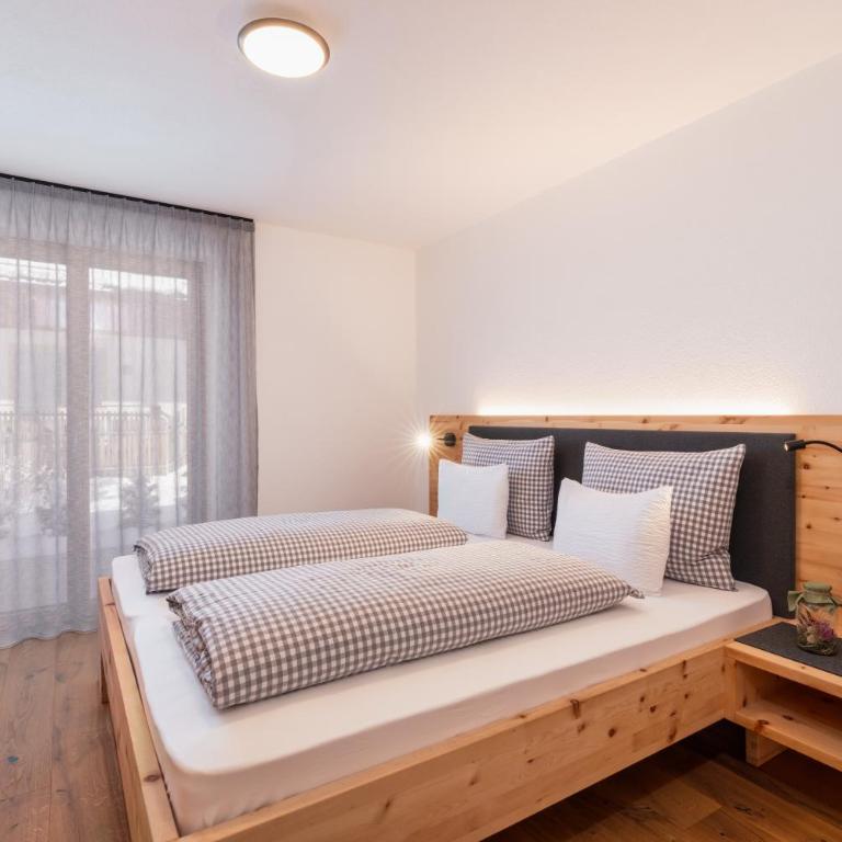 Huberhof Gais - Appartamento Deluxe con 2 Camere da Letto e Vista Giardino - 6
