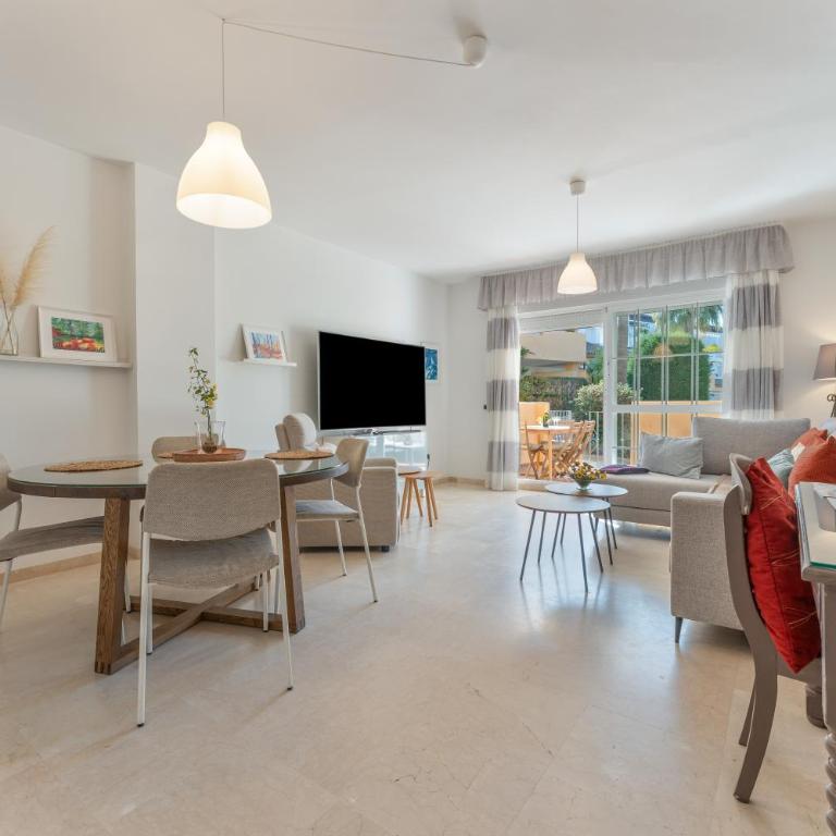 Bahía de Marbella Primera Línea - Apartamento Deluxe de 2 dormitorios con vistas al jardín - 6