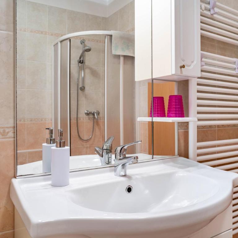 Apartment Villa Irma - Appartamento Deluxe con 2 Camere da Letto e Balcone - 23