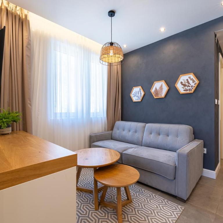 Hotel Casa di Sofia - Porodična Soba sa Balkonom - 3