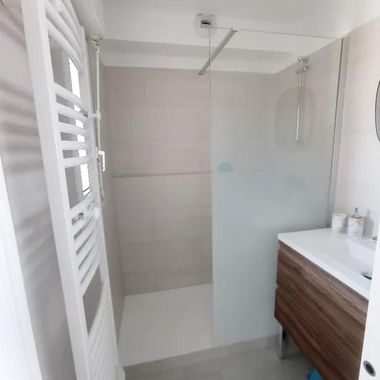 Rêve de vacances Côte d'Azur - Appartement 1 Chambre - Vue sur Mer - 13