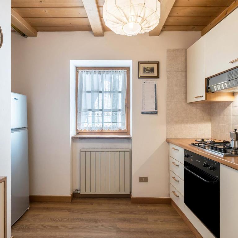 Appartamento Cinzia - Appartamento con 3 Camere da Letto e Vista Montagna - 10