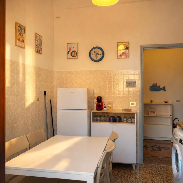 Trieste 8 - Appartamento con 2 Camere da Letto - 6