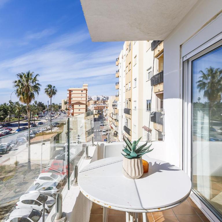 A&N Central Beach Walk Apartment with Terrace - Apartamento - 32