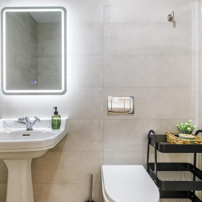 A&N Central Beach Walk Apartment with Terrace - Apartamento - 44