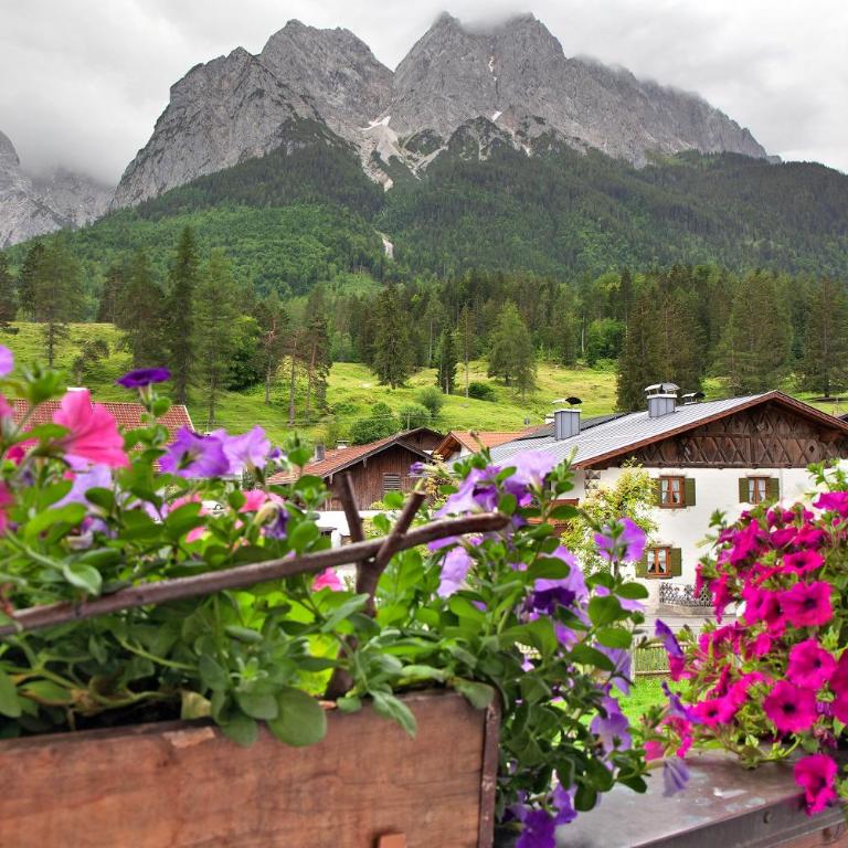 Ferienwohnung Alpspitze - Superior Apartment mit 1 Schlafzimmer und Balkon - 22